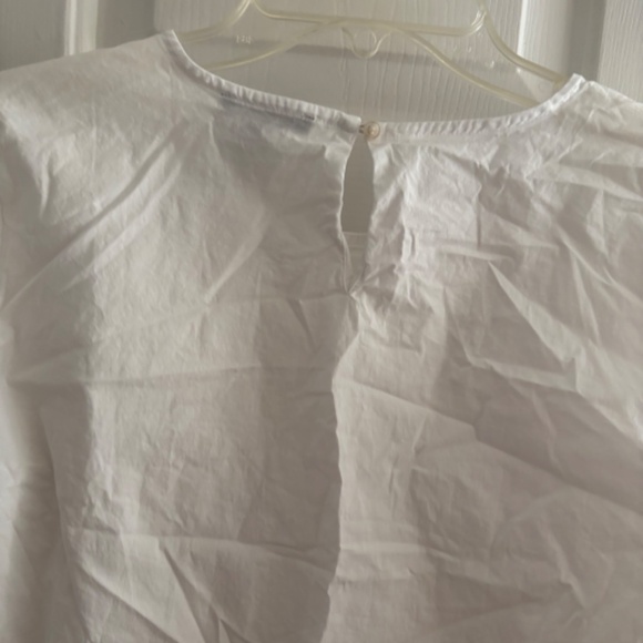 Mercantile White L/S Top w/Fancy Sleeves - Picture 2 of 7